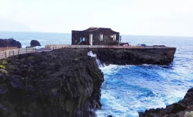 smallest hotel in the world